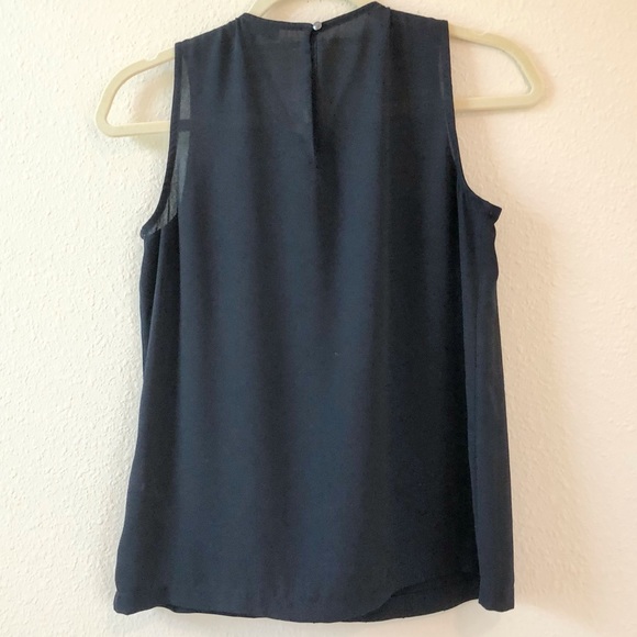 BANANA REPUBLIC Top - Picture 2 of 4